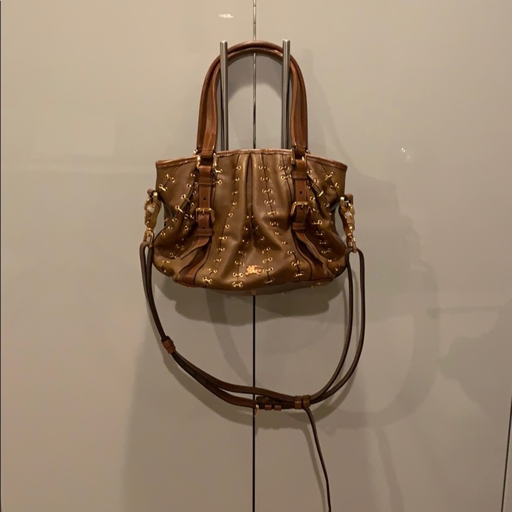 Burberry brown bag ! In a very good condition !